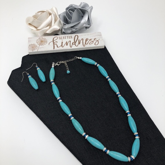 8 Turquoise Magnesite Necklace and Earring Set - Picture 3 of 4